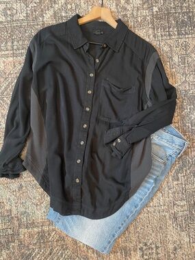 Torrid Size 00 Black Button Front Blouse Plus Size Lightweight Casual Work Top